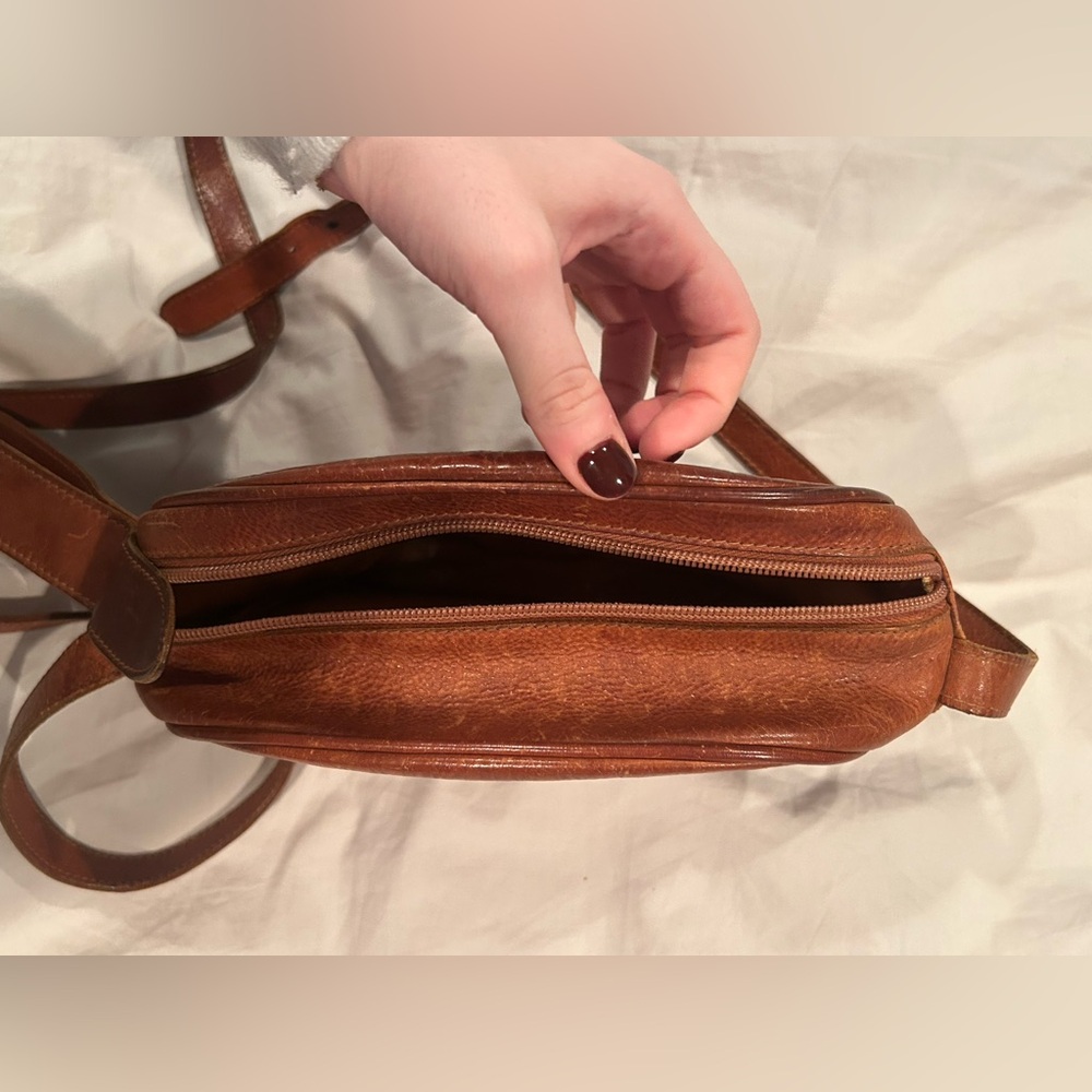 Vintage Il Bisonte pebble leather crossbody bag - Picture 5 of 10